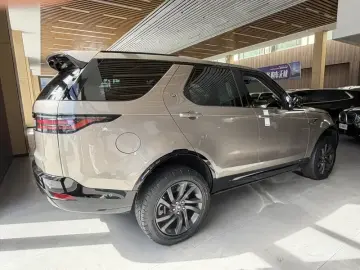 2021 Land Rover Discovery с пробегом 88 000 км