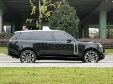 2023 Land Rover Range Rover с пробегом 59 000 км