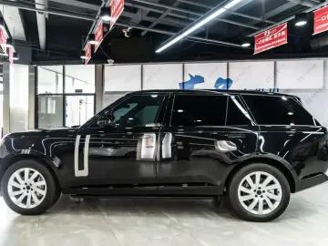2026 Land Rover Range Rover с пробегом 6 000 км
