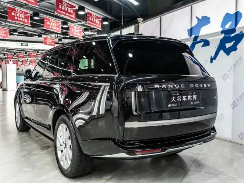 2026 Land Rover Range Rover с пробегом 6 000 км