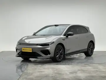 2026 Leapmotor B05 (Lafa 5) с пробегом 1 800 км