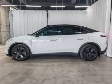 2024 Nio Onvo L60 с пробегом 43 000 км