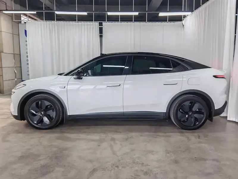 2024 Nio Onvo L60 с пробегом 43 000 км