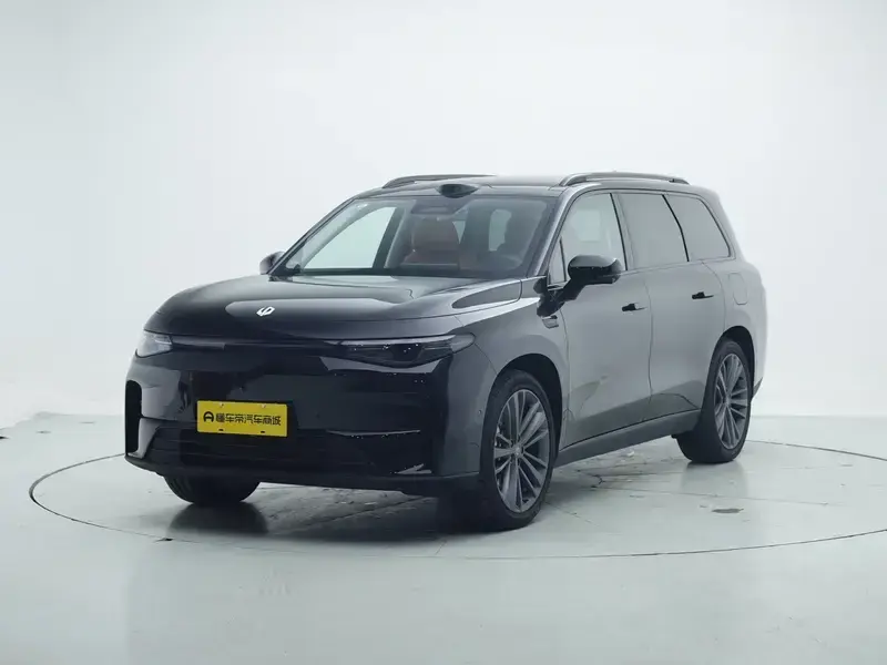 2026 Leapmotor C16 с пробегом 8 000 км