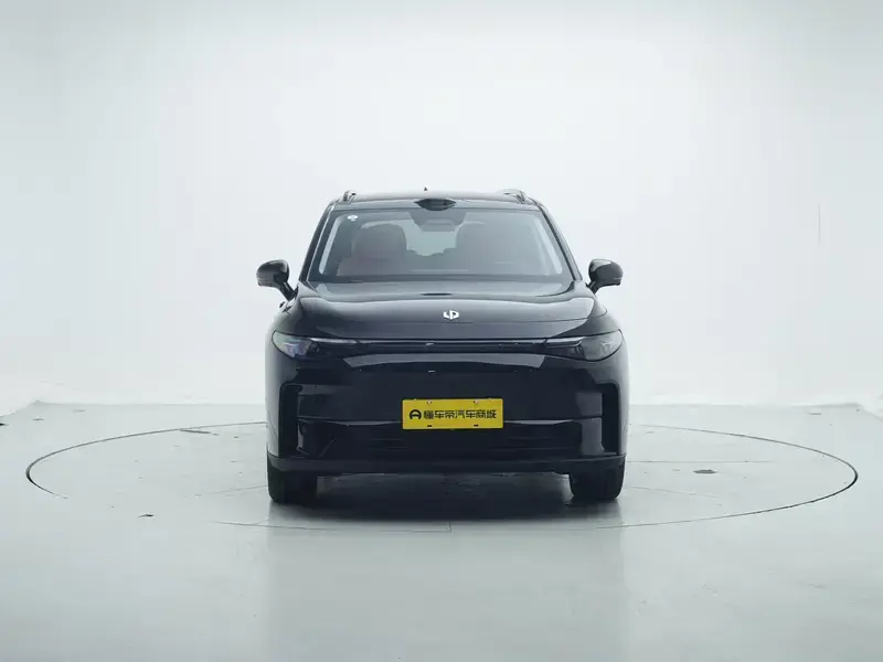 2026 Leapmotor C16 с пробегом 8 000 км