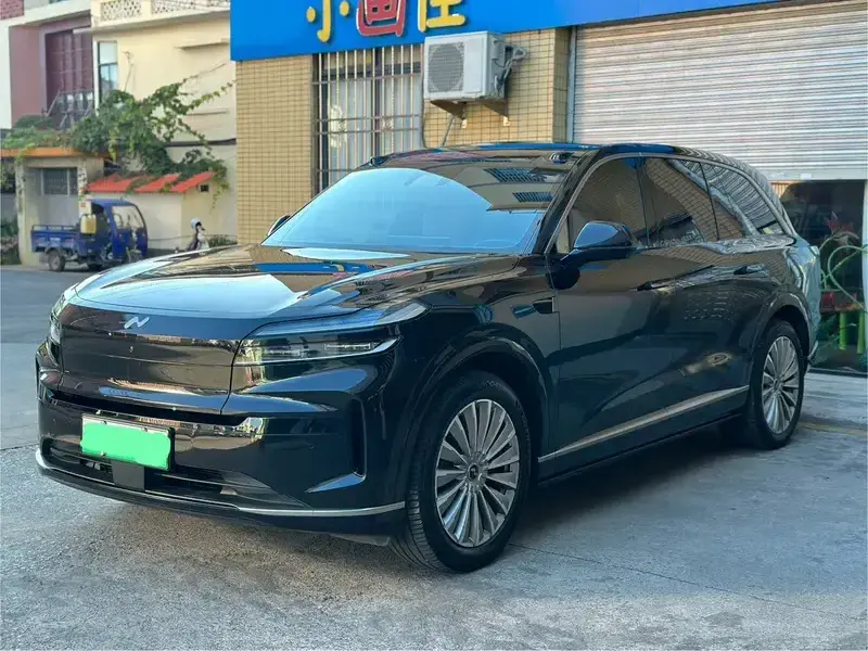 2025 Nio Onvo L90 с пробегом 52 000 км
