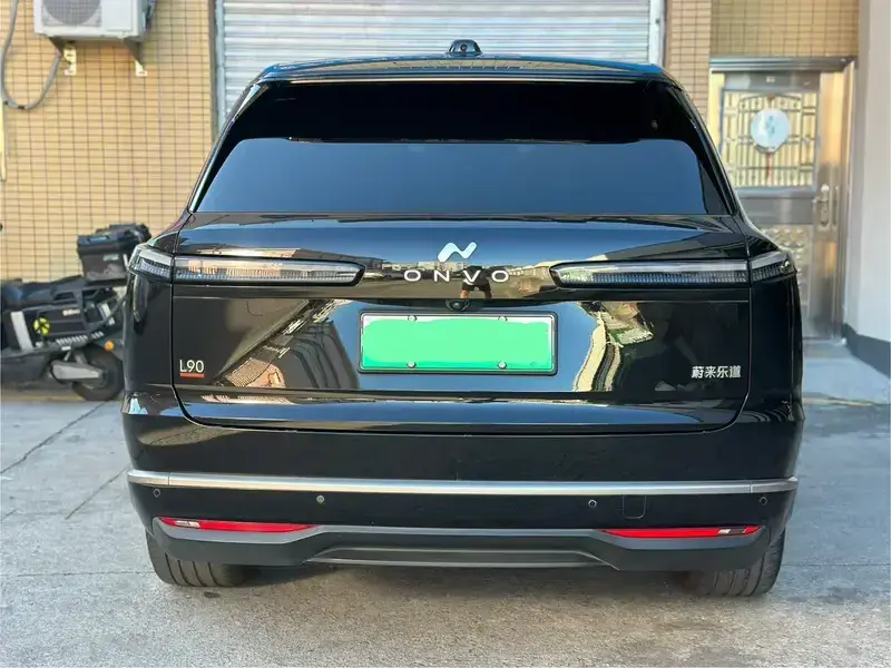 2025 Nio Onvo L90 с пробегом 52 000 км