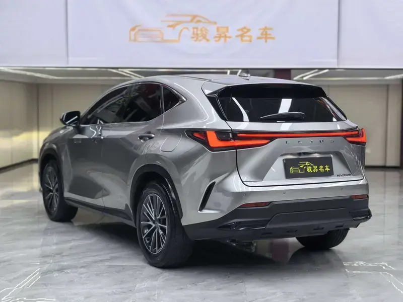 2023 Lexus NX с пробегом 38 200 км