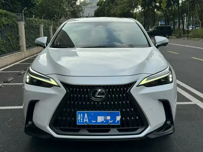 2022 Lexus NX с пробегом 80 000 км
