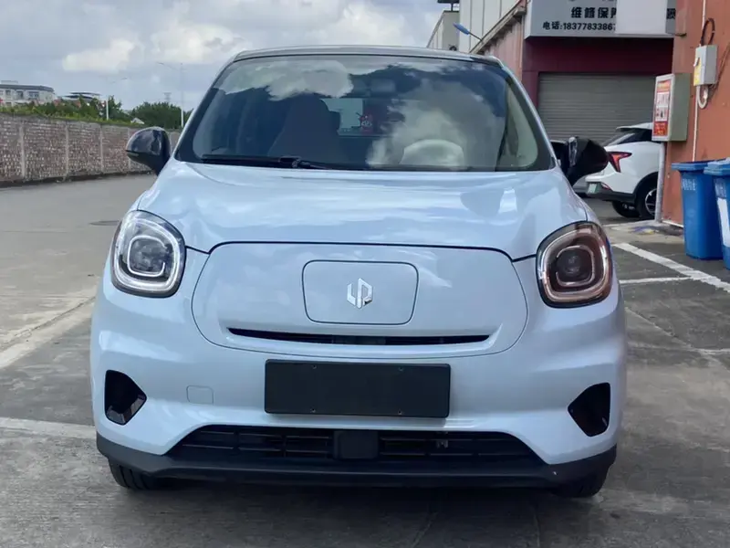 2023 Leapmotor T03 с пробегом 14 000 км