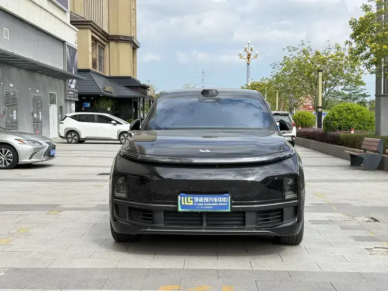 2024 Li Auto (Lixiang) L8 с пробегом 51 800 км