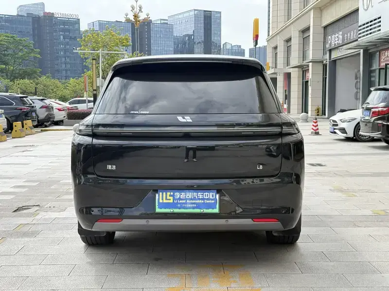 2024 Li Auto (Lixiang) L8 с пробегом 51 800 км
