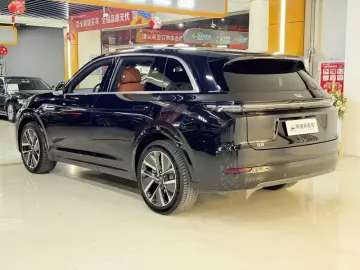 2024 Li Auto (Lixiang) L7 с пробегом 55 600 км