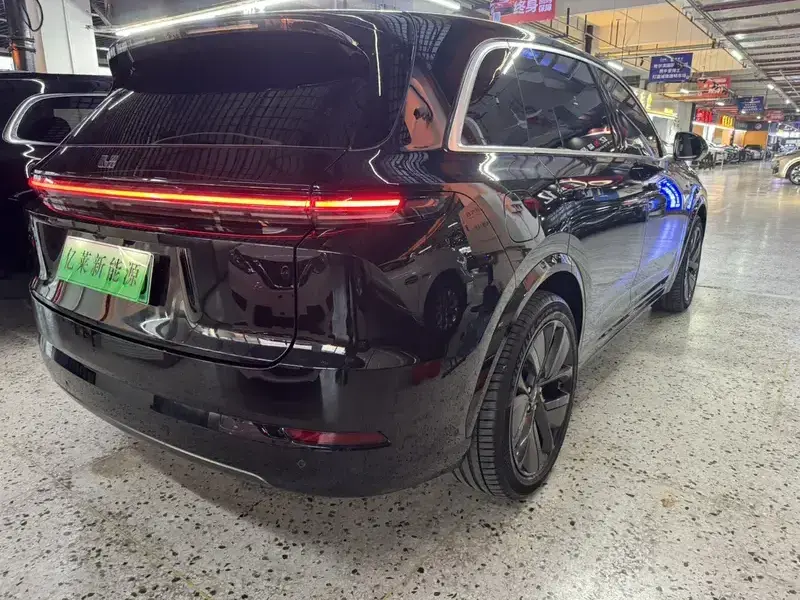2024 Li Auto (Lixiang) L7 с пробегом 37 000 км