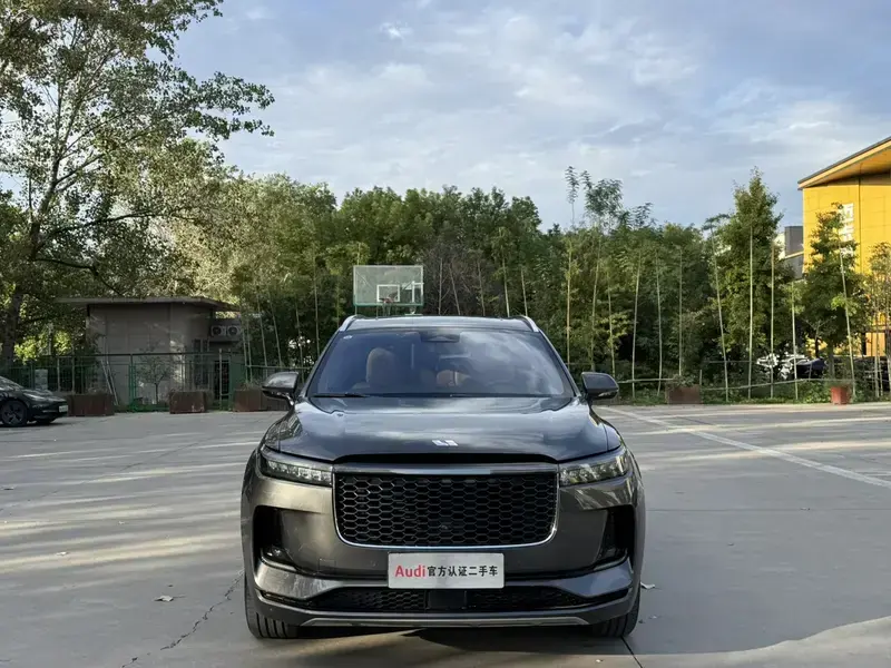 2021 Li Auto (Lixiang) One с пробегом 199 000 км
