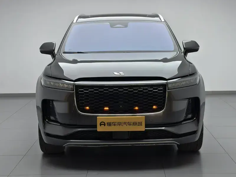 2021 Li Auto (Lixiang) One с пробегом 90 400 км