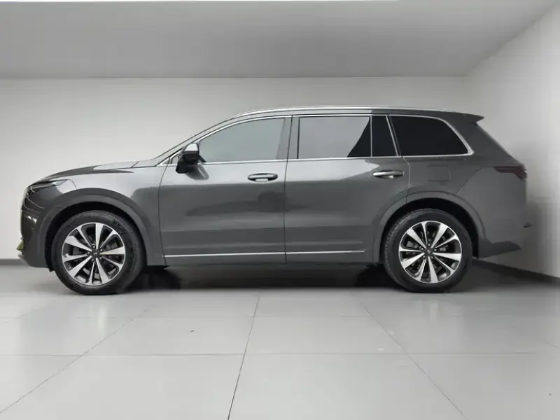 2021 Li Auto (Lixiang) One с пробегом 90 400 км