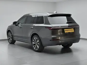 2021 Li Auto (Lixiang) One с пробегом 90 400 км