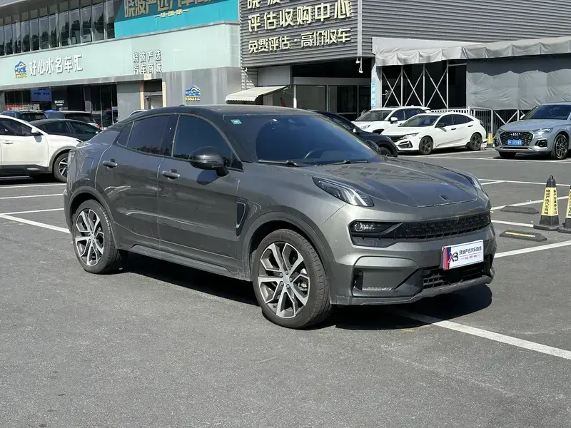 2022 Lynk & Co 05 с пробегом 44 500 км