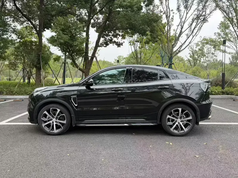 2022 Lynk & Co 05 с пробегом 53 000 км