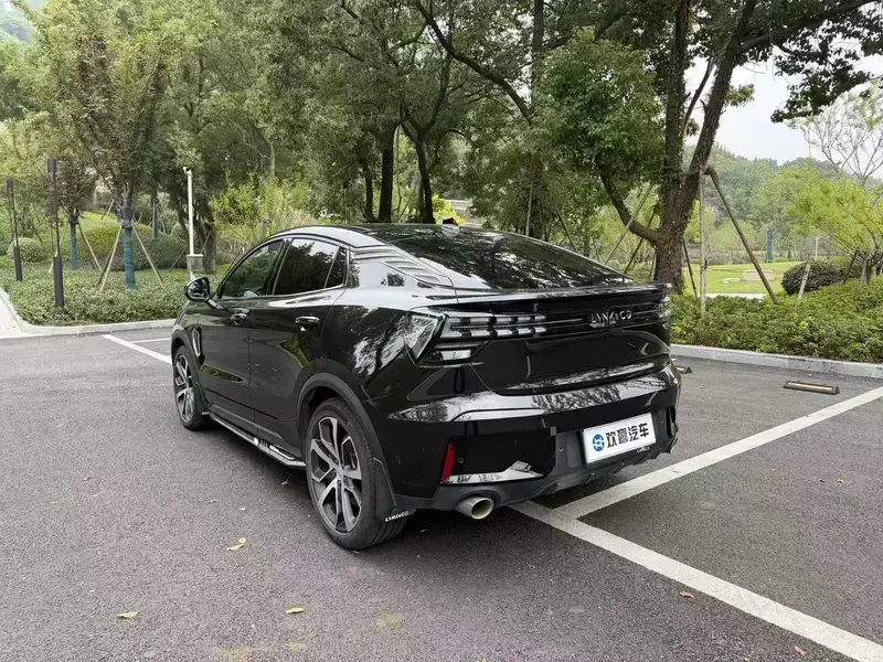 2022 Lynk & Co 05 с пробегом 53 000 км