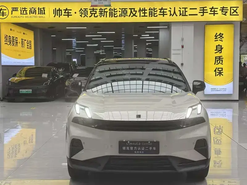 2025 Lynk & Co 06 с пробегом 9 000 км