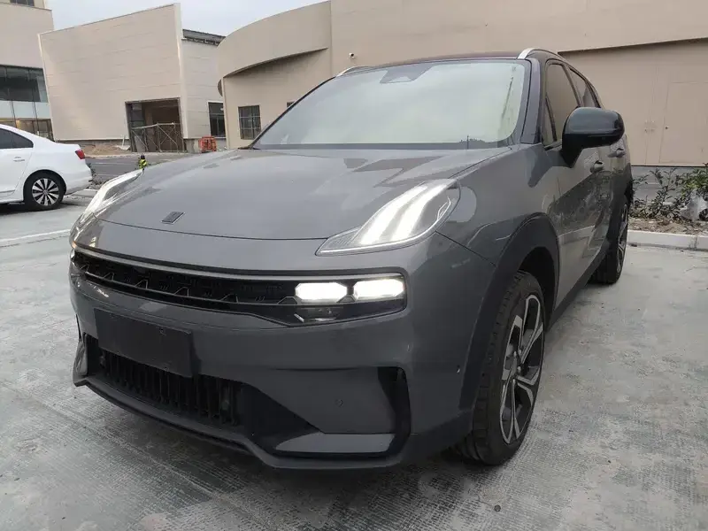 2023 Lynk & Co 06 с пробегом 44 000 км