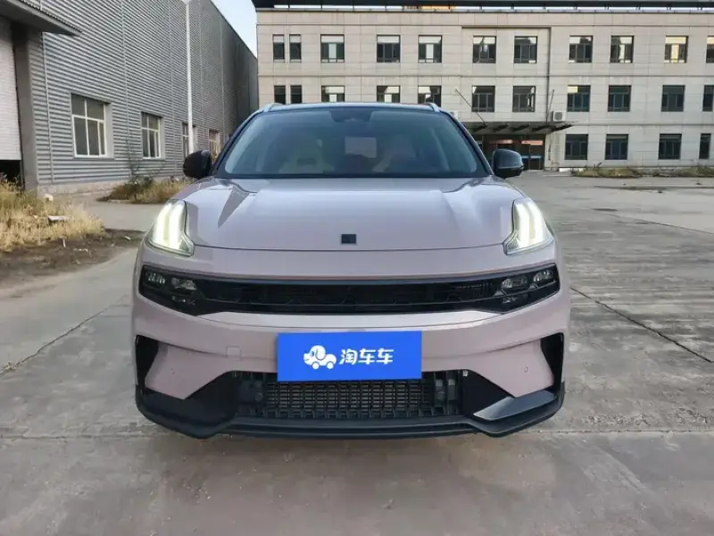 2023 Lynk & Co 06 с пробегом 12 000 км
