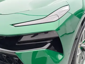 2026 Lotus Eletre с пробегом 200 км