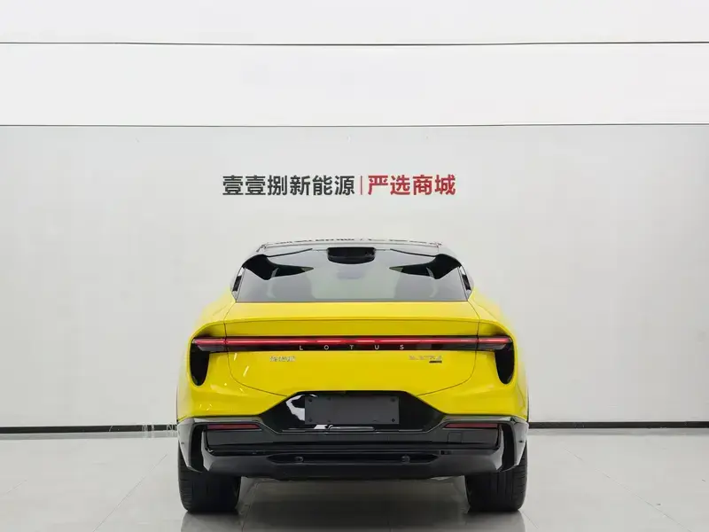 2026 Lotus Eletre с пробегом 200 км