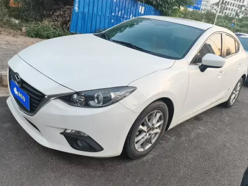 2016 Mazda Axela с пробегом 115 000 км