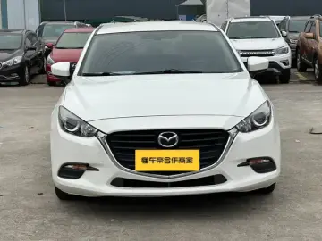 2017 Mazda Axela с пробегом 105 500 км