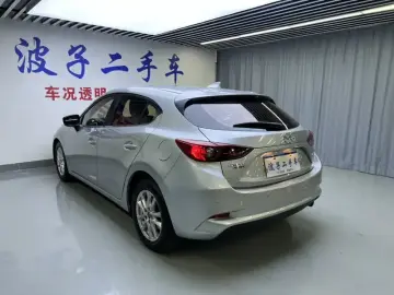 2017 Mazda Axela с пробегом 81 000 км