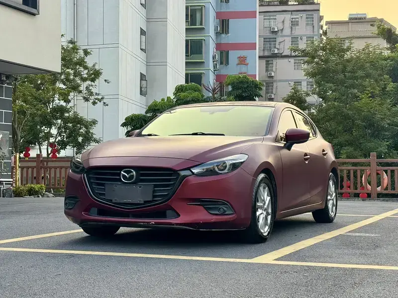 2017 Mazda Axela с пробегом 130 000 км