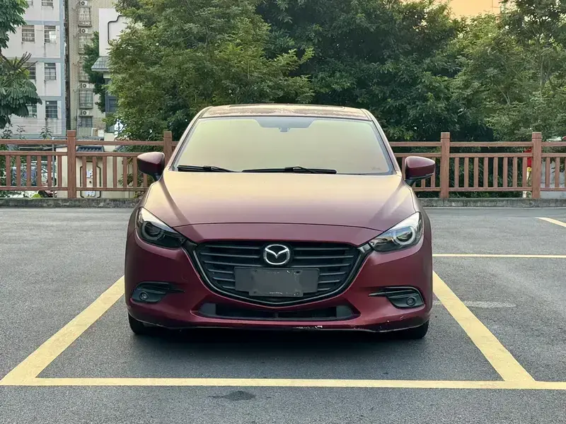 2017 Mazda Axela с пробегом 130 000 км