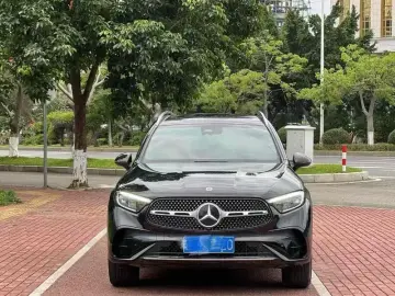 2025 Mercedes-Benz GLC с пробегом 35 000 км
