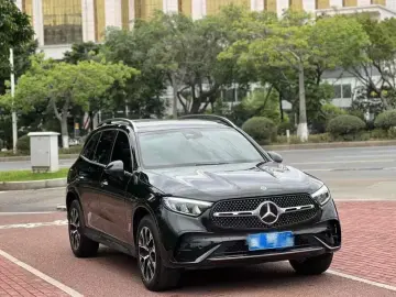 2025 Mercedes-Benz GLC с пробегом 35 000 км