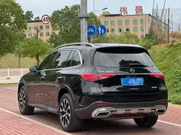 2025 Mercedes-Benz GLC с пробегом 35 000 км