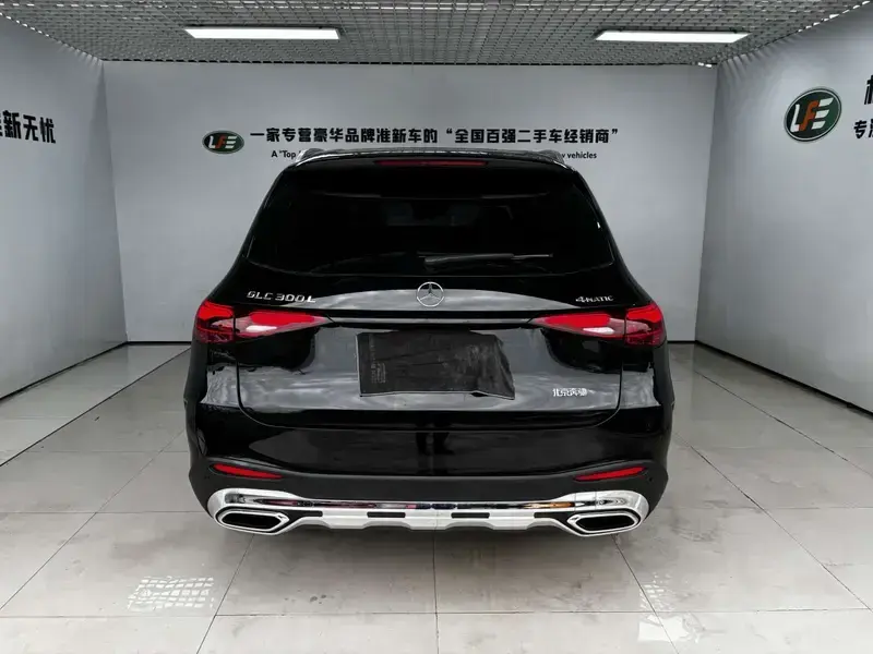 2026 Mercedes-Benz GLC с пробегом 9 900 км