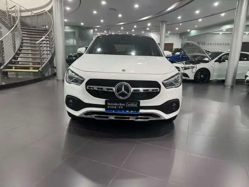 2023 Mercedes-Benz GLA с пробегом 53 700 км