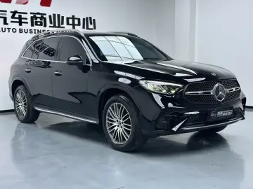 2025 Mercedes-Benz GLC с пробегом 22 000 км