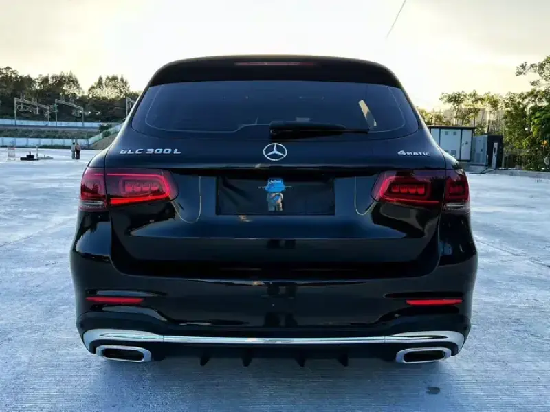 2022 Mercedes-Benz GLC с пробегом 51 000 км