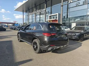2025 Mercedes-Benz GLC с пробегом 18 300 км