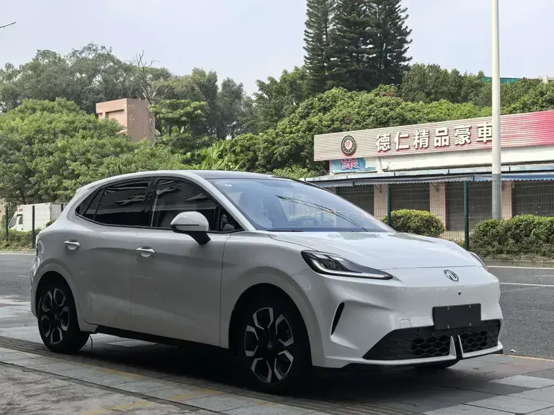 2026 MG 4 EV с пробегом 21 000 км