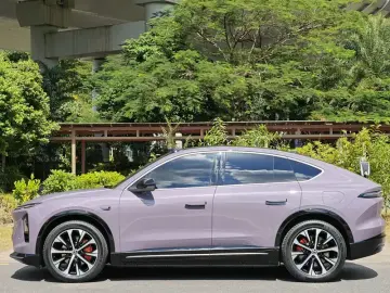 2025 Nio EC6 с пробегом 17 000 км