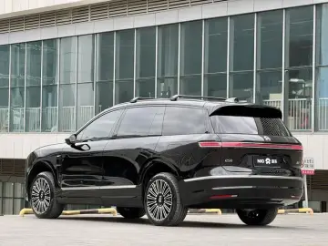 2026 Nio ES8 с пробегом 16 000 км