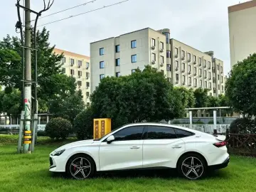 2023 MG 7 с пробегом 8 000 км