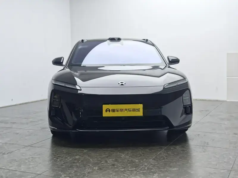 2025 Nio ET5 с пробегом 19 800 км