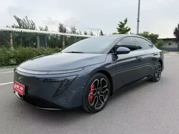 2025 Nissan N7 с пробегом 14 700 км