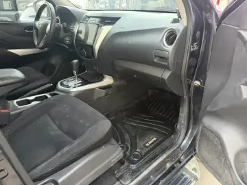 2017 Nissan Navara (Frontier) с пробегом 112 000 км